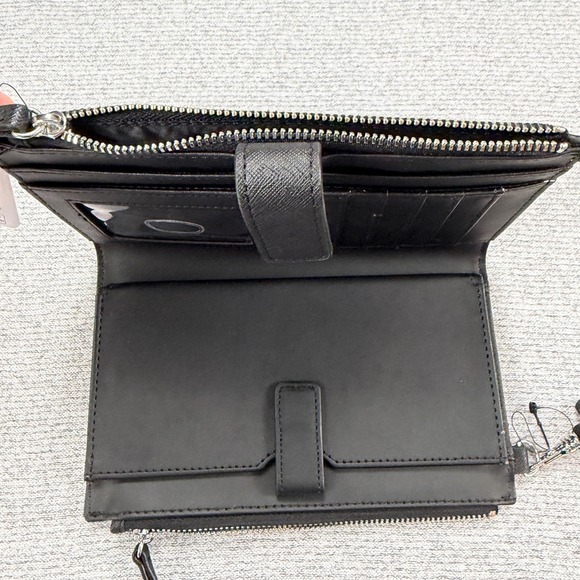 Guess Sandria SLG Black Saffiano Logo Wristlet Wallet F9375157 New - Picture 10 of 12